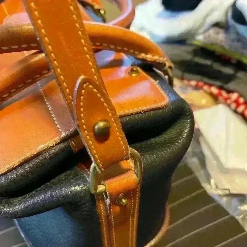 Dooney & Bourke Vintage Doctor Satchel - Picture 3 of 14